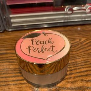 Too Faced Peach Perfect Mattifying Setting Powder